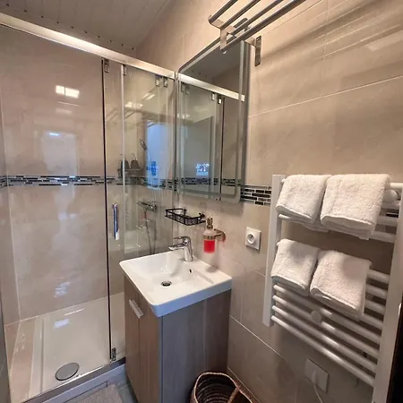 Superbe Appartement Renove Au Coeur De La Capitale Paris Exterior photo
